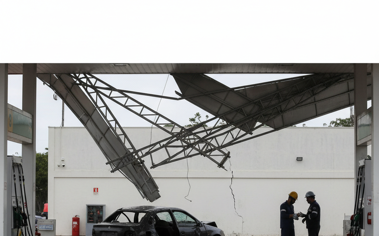 Explosão de cilindro de gás fere duas pessoas em posto de combustíveis no RJ