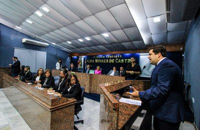 Marcelo Palmeira participa da abertura do ano legislativo na Câmara de Maceió