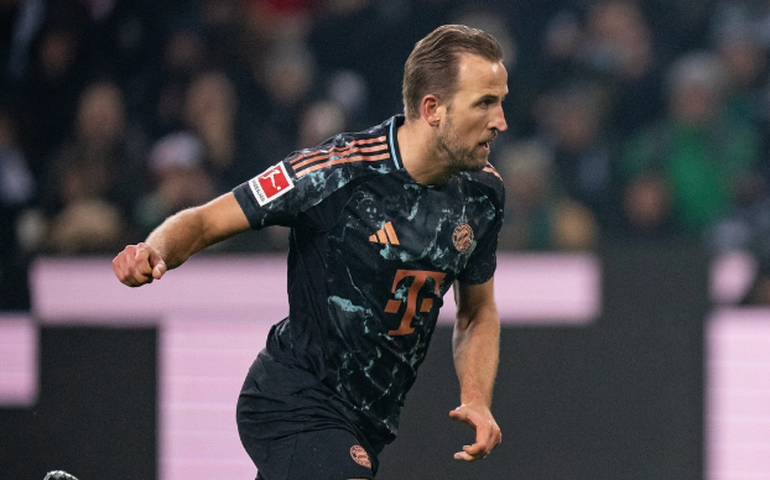 Com gol de Kane, Bayern de Munique vence Monchengladbach e impede aproximação do Leverkusen