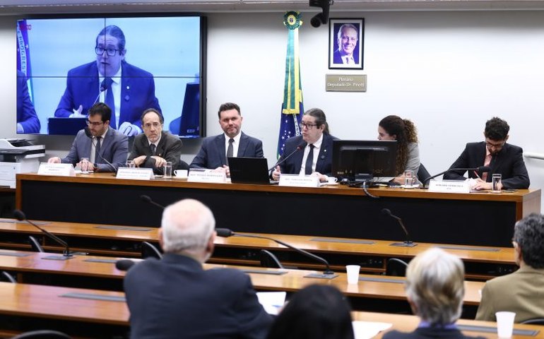 Especialistas apostam em objetivo do PNE que busca reduzir desigualdades na educação básica