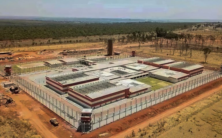 Sete líderes do Comando Vermelho vão para prisões federais