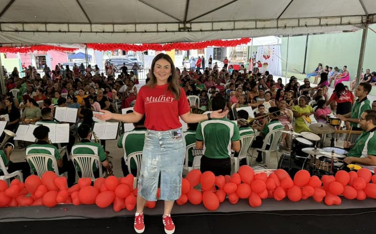 Assistência Social de Jundiá promove mais um show de prêmios em homenagem as mamães