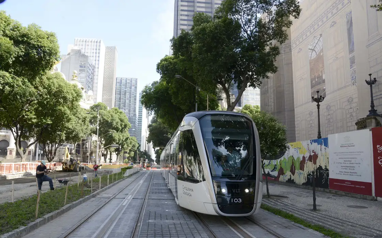 Câmara do Rio aprova, em primeira discussão, projeto que transforma corredores do BRT em VLT