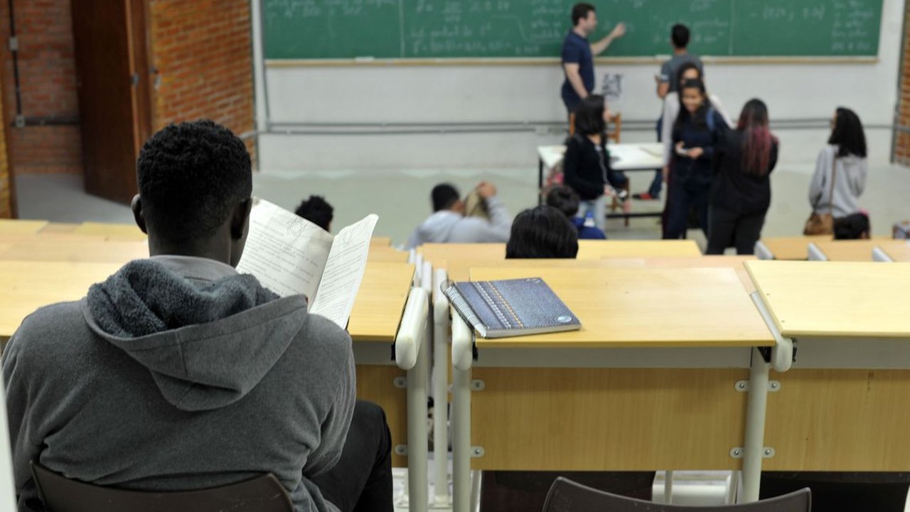 Fies começa a convocar estudantes em lista de espera