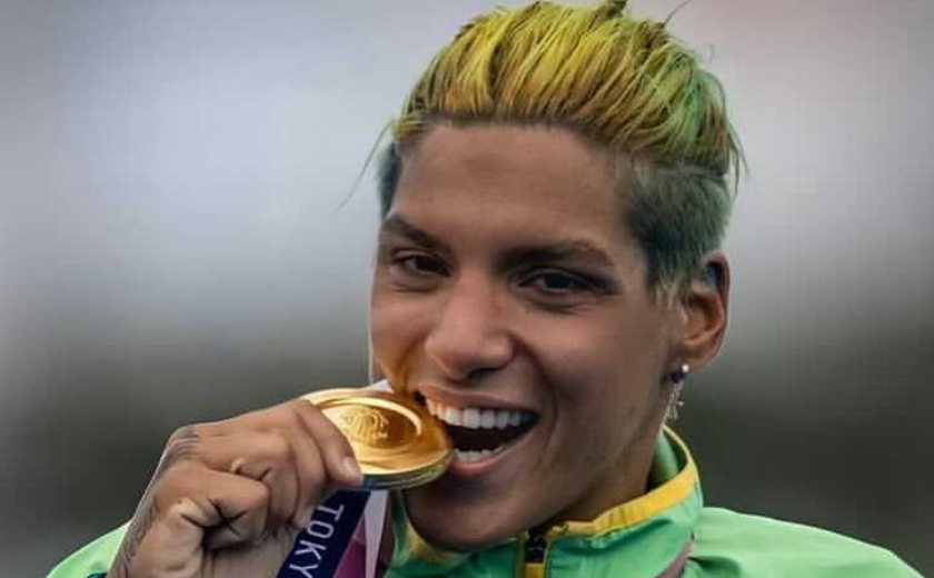 Com Ana Marcela Cunha, Brasil conquista prata no revezamento da Copa do Mundo de Águas Abertas