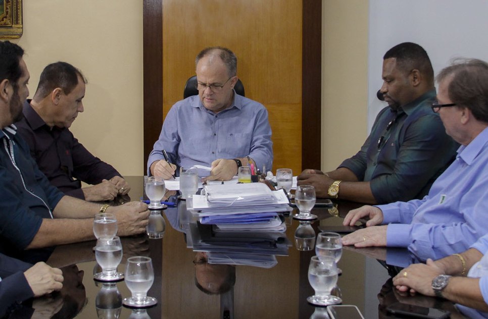 REUNIÃO GOVERNADOR BELIVALDO / Foto: Mario Sousa