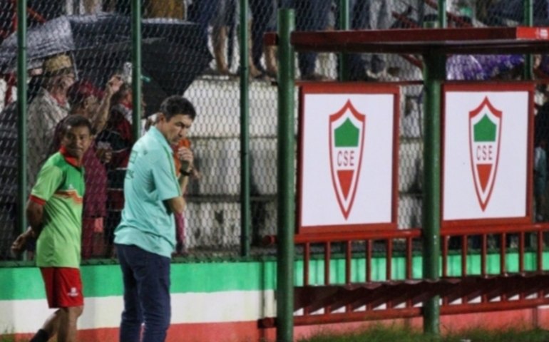 Betinho ressalta chances do CSE para chegar ao clássico contra o ASA