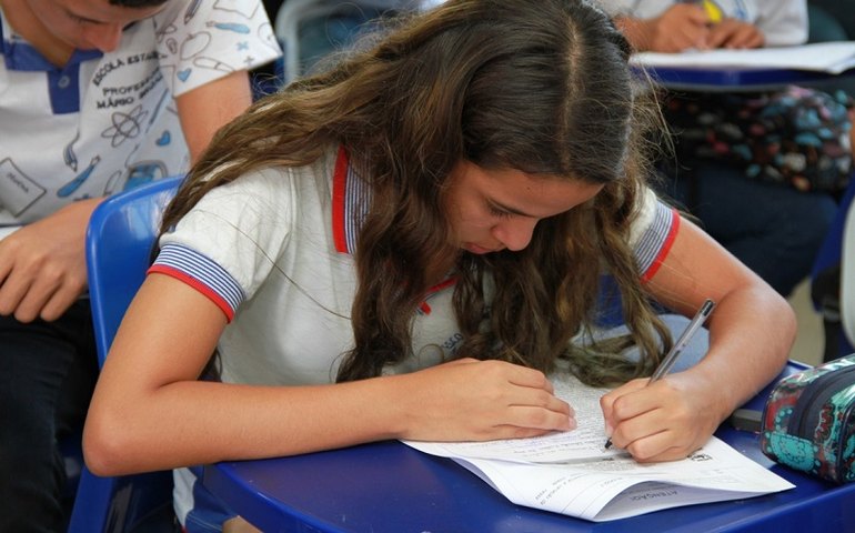 Pré-matrícula de novatos da rede estadual terá início em janeiro