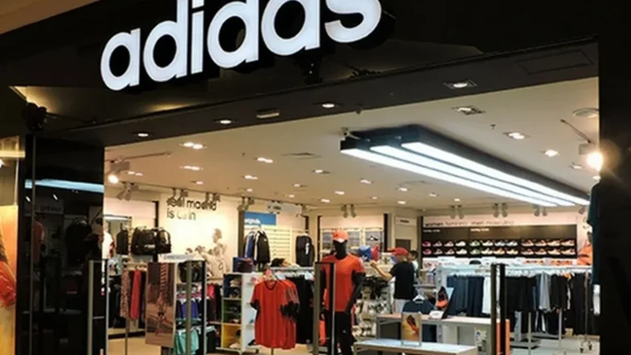 Adidas processa marca australiana que criou design com listras para roupas