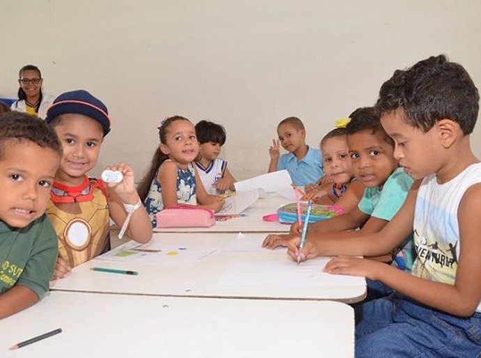 Coruripe: Alunos da Rede Municipal voltam às aulas nesta quarta (01)