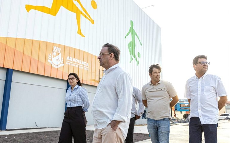 Prefeito Luciano destaca avanços nas obras do complexo esportivo e área de convívio social em Bananeiras