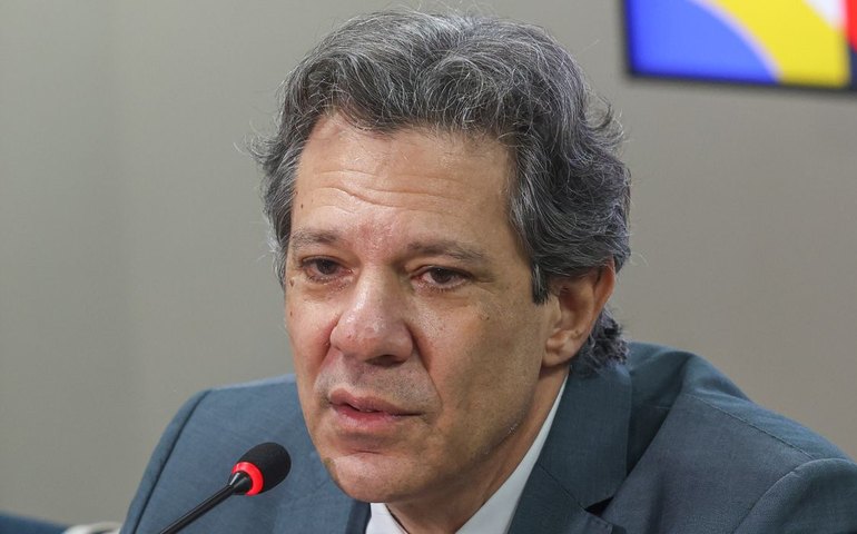 Haddad confirma que pretende deixar governo em fevereiro