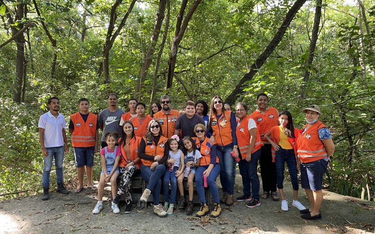 Núcleos Comunitários Mirins da Defesa Civil de Maceió participam de passeio ecológico no Pontal da Barra