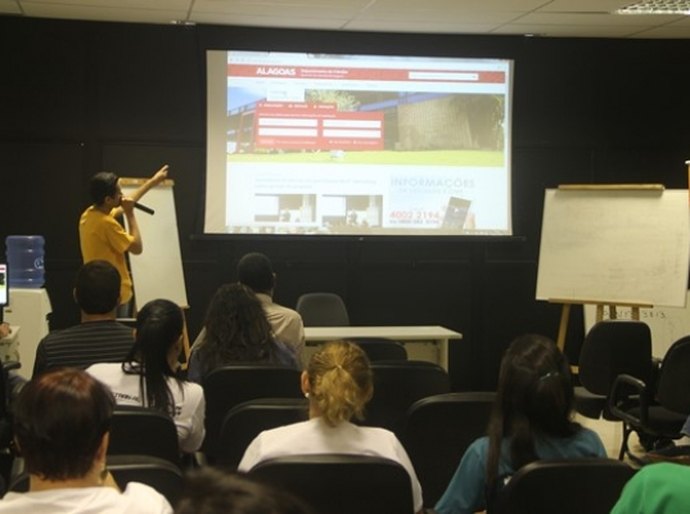 Detran/AL apresenta nova plataforma web a servidores