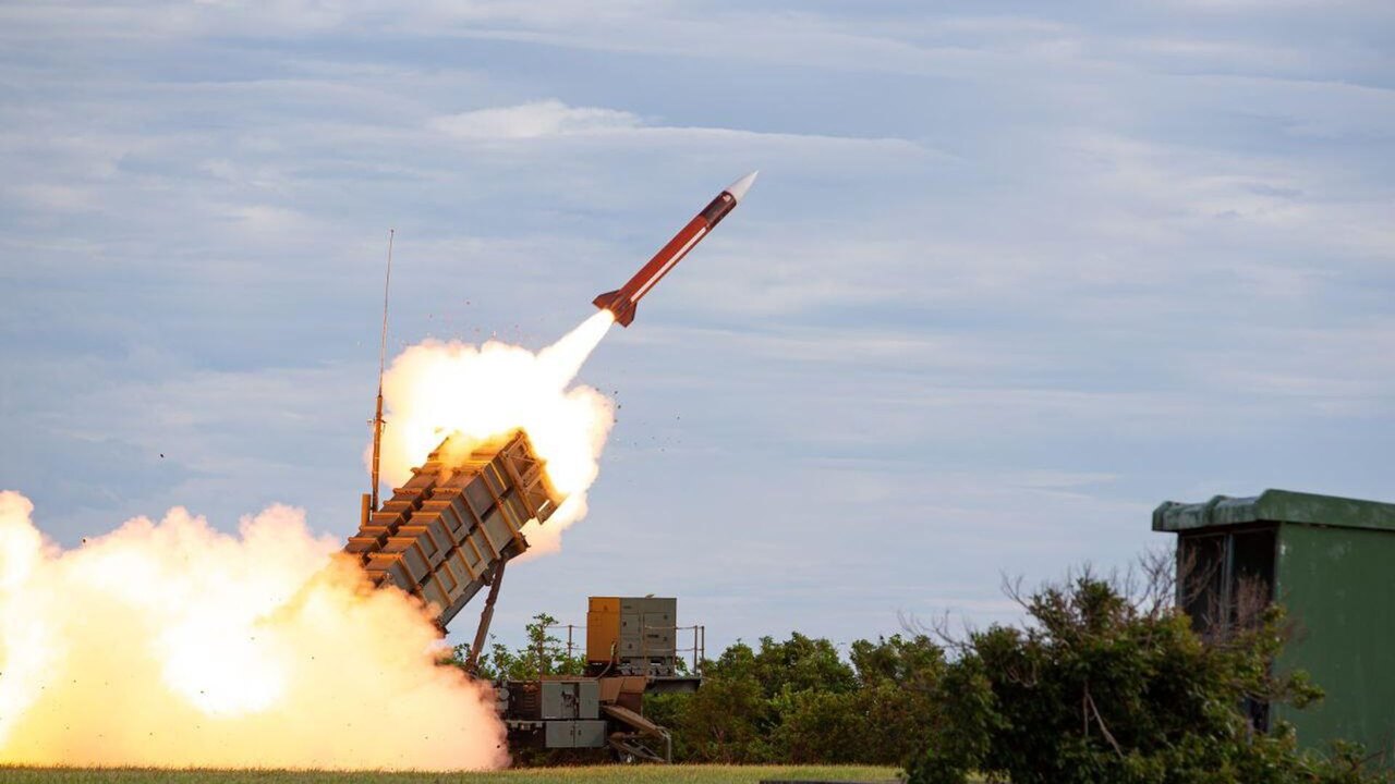 Noruega destina US$ 306 milhões para compra de mísseis Patriot à Ucrânia