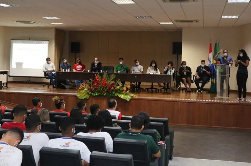 IV Conferência Estadual de Juventude discute a construção de novas políticas públicas para os jovens alagoanos