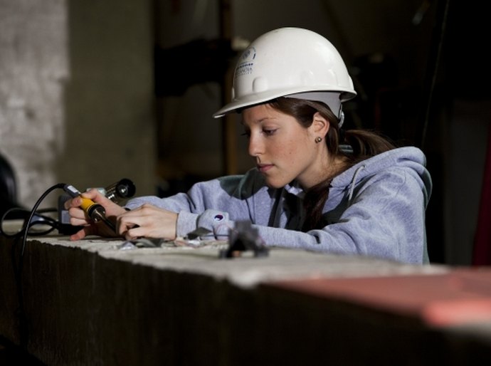 Programa 'Nós' aborda a presença feminina nos curso de engenharia