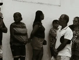 Pacientes convidam JHC a usar saúde de Maceió e denunciam filas desde a madrugada