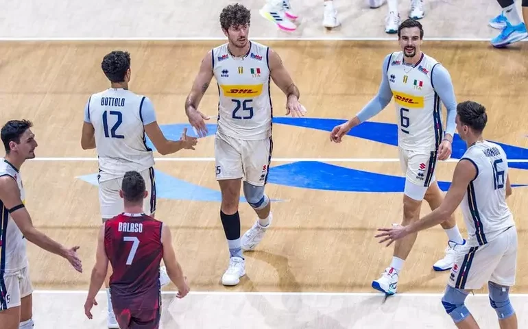 Itália derrota Ucrânia e avança no Mundial de Vôlei