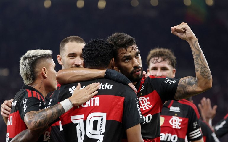 Flamengo supera a altitude peruana, derrota o Cusco e estreia com vitória na Libertadores