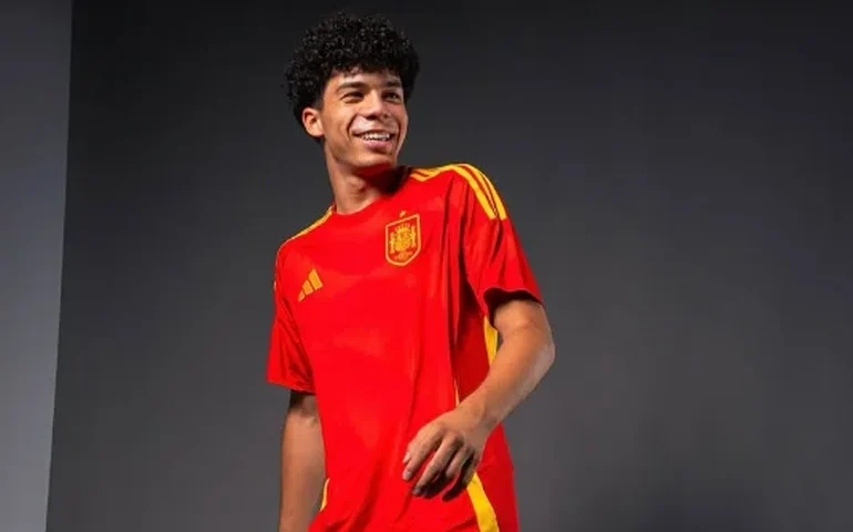 Filho de Marcelo é convocado pela primeira vez para competição da Uefa e vive ascensão meteórica no Real Madrid