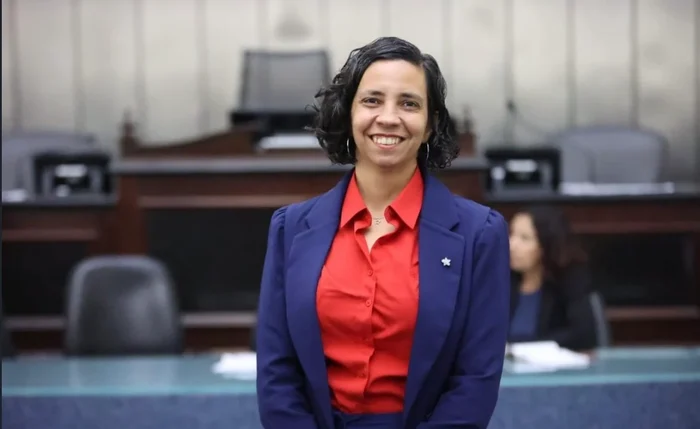 Elida Miranda assume mandato na Assembleia Legislativa de Alagoas
