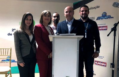 Arapiraca e Olho D´Água das Flores assinam Programa Transparência Alagoas