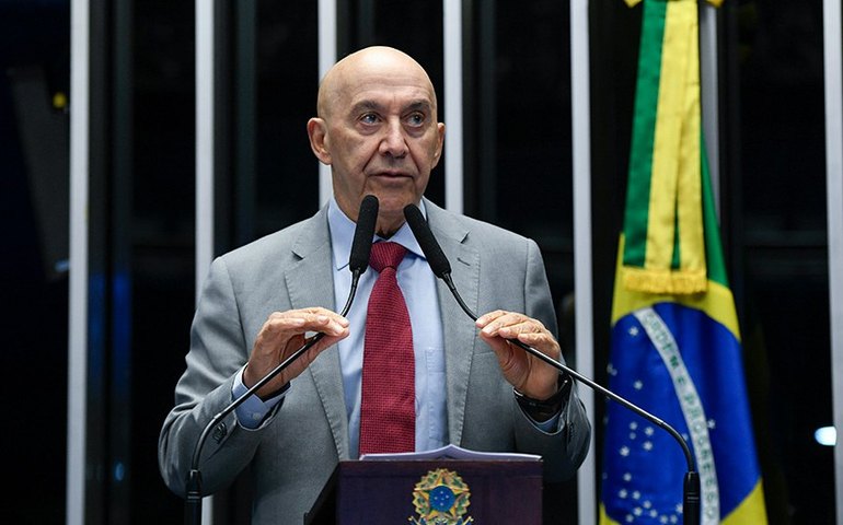 CCT aprova projeto exige legendas em programas jornalísticos