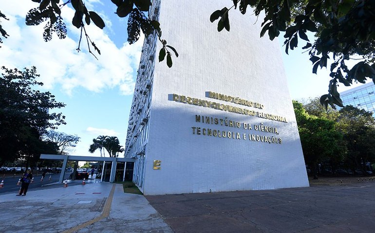 Nova lei destina R$ 4,2 bilhões para Ministério da Ciência e Tecnologia