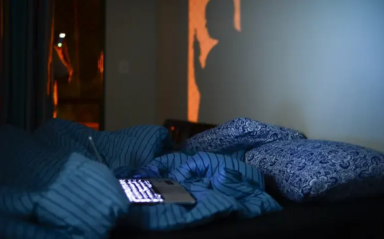 Ir para a cama no mesmo horário todas as noites pode reduzir a pressão arterial, aponta novo estudo; entenda