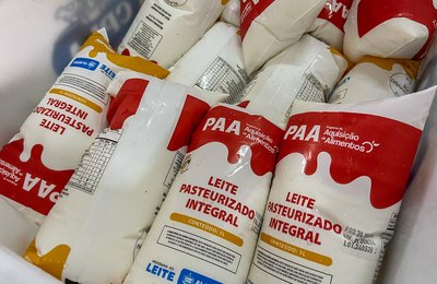 Governo de Alagoas compra um milhão de litros de leite por mês de agricultores familiares