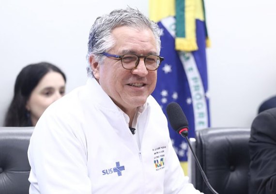 Ministro da Saúde será ouvido por comissão que analisa criação de programa do SUS