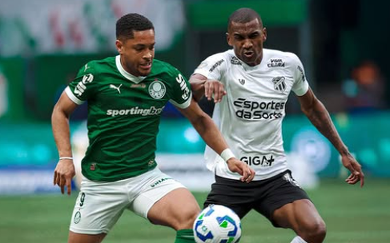 Palmeiras faz jogo inseguro, é salvo por Roque e Flaco e ganha de virada do Ceará no Allianz