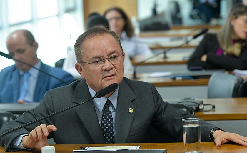 Formação de cuidadores e selo de qualidade para asilos avançam