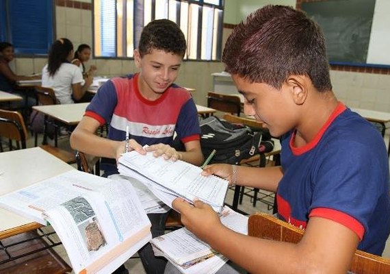 Alunos da Escola Rosalvo Lobo lançam blog e jornal nesta sexta-feira