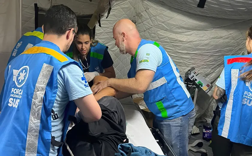 Hospital de campanha em Porto Alegre vai atender 200 pacientes por dia