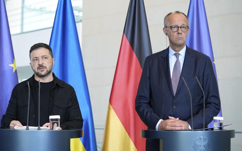 Analista alerta: participação da UE e Kiev pode dificultar acordo de paz entre Rússia e EUA