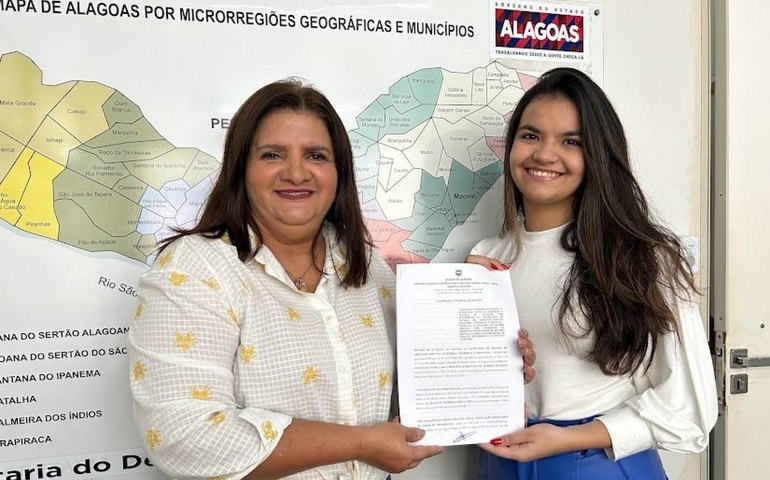 Secretaria de Desenvolvimento assina acordo técnico com Delmiro Gouveia para projeto Road Show ABGD Huawei Solar