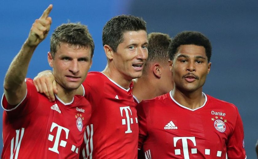 Bayern de Munique repete estratégia e negocia com jogadores de rivais; zagueiro do campeão Bayer está perto 