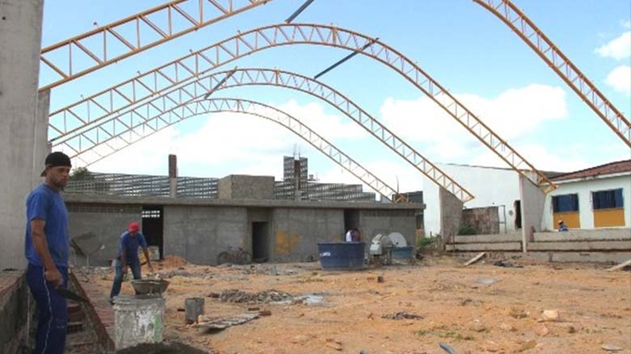 Governo vai entregar mais seis quadras esportivas no interior de Alagoas