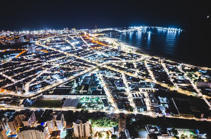 Ilumina alcança 65% do parque luminoso de Maceió modernizado com LED