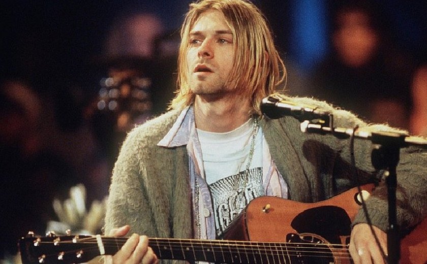 Violão de Kurt Cobain no &#8216;MTV Unplugged&#8217; vai a leilão; estimativa é de US$ 1 mi