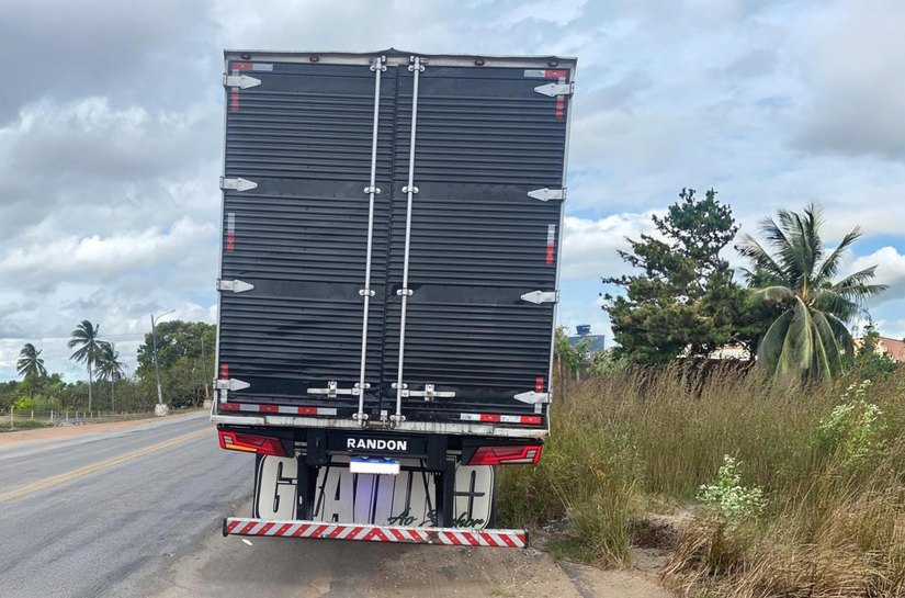 Sistema Trânsito Inteligente da Sefaz-AL flagra carga sem nota fiscal e recupera R$ 206 mil para Alagoas