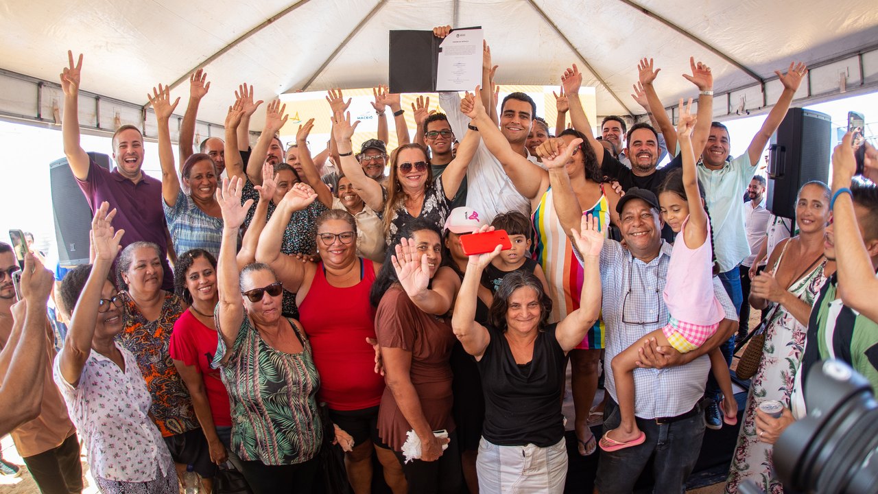 Prefeito JHC atende demanda histórica e autoriza pavimentação de 30 ruas no São Jorge