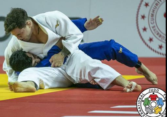 Brasil começa Grand Slam de Judô com medalhas de Willian e Jéssica Lima