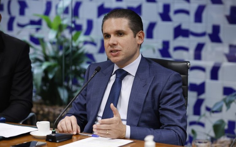 Motta anuncia votação de novo regime para socorrer ou liquidar bancos ainda nesta semana