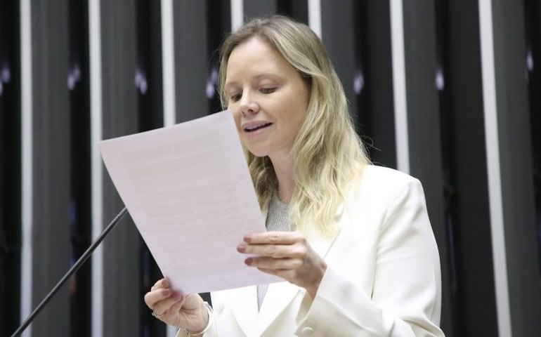 Relatora apresenta parecer sobre mudanças na Lei de Falências; votação pode ocorrer nesta semana