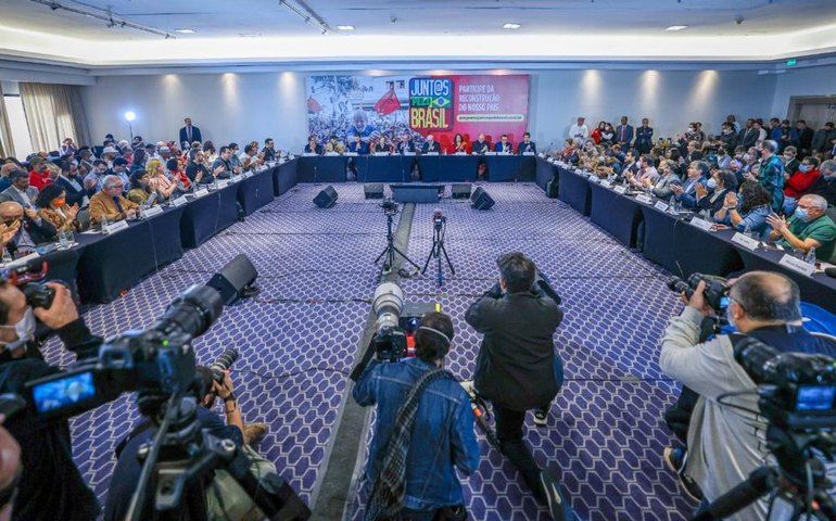 Plataforma digital coleta propostas dos brasileiros para o programa Juntos pelo Brasil
