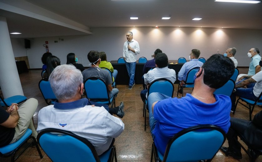Alfredo Gaspar reúne pré-candidatos a vereador pelo MDB em Maceió