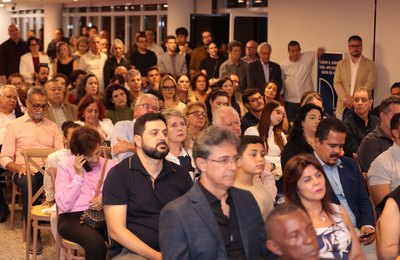 Livro de Rubens Berredo propõe liderança como prática de vida